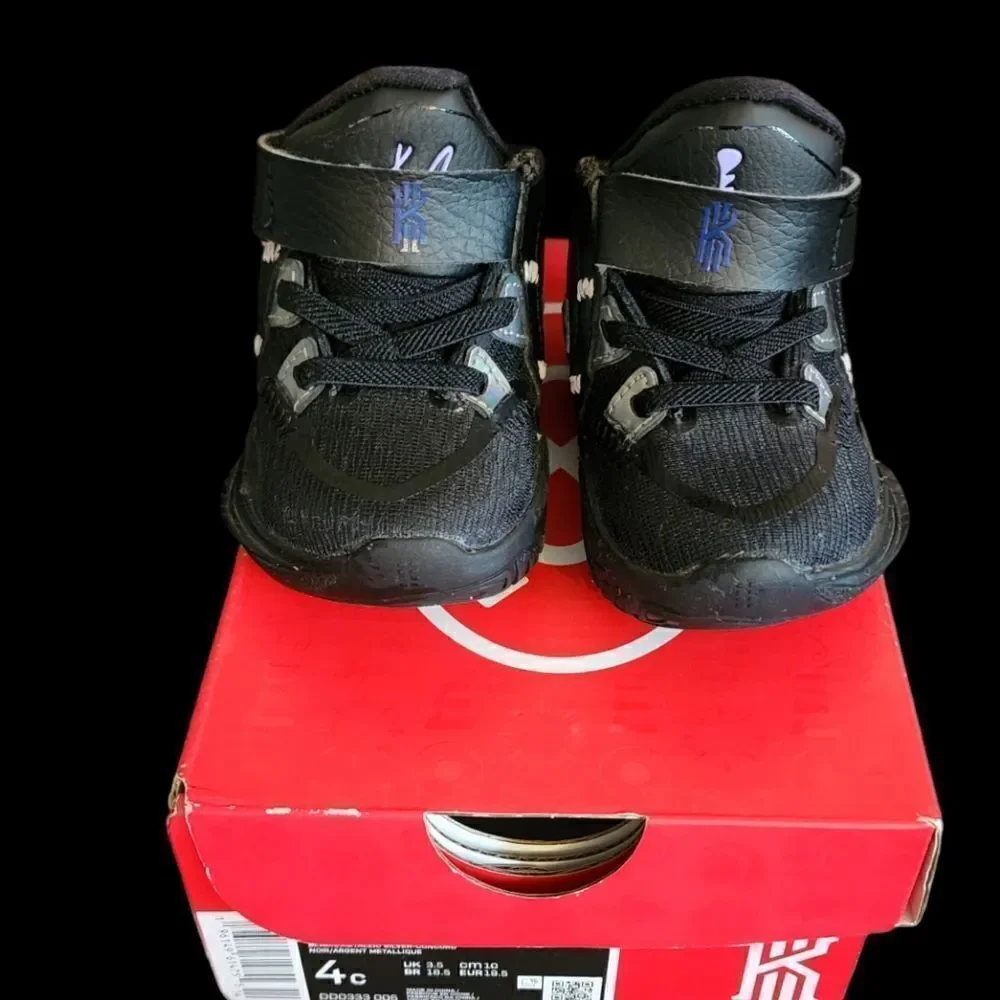 Nike Kyrie Infinity sneakers